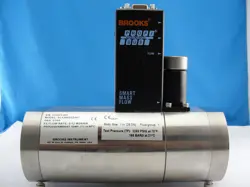 BROOKS INSTRUMENT SLA5853 MASS FLOW CONTROLLER, 1”