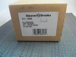 CLEAVER BROOKS 817-2098 OIL PRESSURE SENSOR NEW! P7730A1001