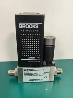 BROOKS SLA5850S1EAB1B1A1 MASS FLOW CONTROLLER O2 10SLM 4V 15PIN