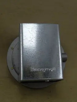 CLEAVER BROOKS HONEYWELL