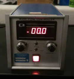 BROOKS MASS FLOW CONTROLLER MODEL 5872-1