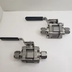 1 - SWAGELOK STAINLESS STEEL 60 SERIES BALL VALVE, 1/2