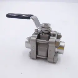 SWAGELOK STAINLESS STEEL 3-PIECE 60 SERIES BALL VALVE 1/4