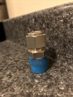 SS-810-1-8 SWAGELOK 1/2 TUBE X 1/2 THREAD STRAIGHT  STAINLESS STEEL FITTING