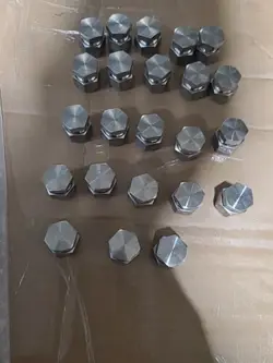 23 - SWAGELOK STAINLESS STEEL CAP FITTING, 1/2