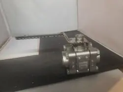 SWAGELOK SS-65TMF 12 MANUAL STAINLESS SOCKET WELD BALL VALVE 3/4IN