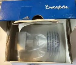 SWAGELOK SS-8BK-10  NEW BOX BELLOWS SEALED VALVE