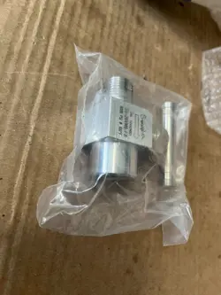 SWAGELOK, NEEDLE VALVE, 1/2