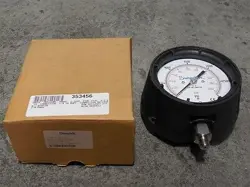 NEW SWAGELOK PGI-115P-PG3000-LAOX-J PRESSURE GAUGE 0-3000 PSI