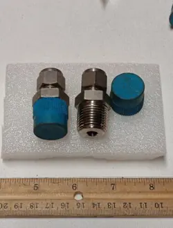 SWAGELOK SS316 FITTING 3/8