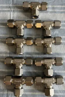 SWAGELOK SS-810-3 , 1/2