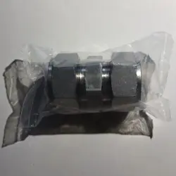 SWAGELOK SS-1610-6 STAINLESS STEEL SWAGELOK TUBE FITTING, UNION, 1 IN. TUBE OD