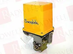 SWAGELOK MS-142ACX / MS142ACX (USED TESTED CLEANED)
