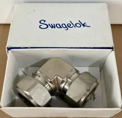 NEW SWAGELOK SS-1610-9 STAINLESS STEEL UNION 90 DEGREE ELBOW FITTING 1