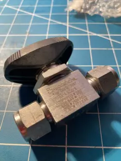 SWAGELOK 40G SERIES SS43GS6 BALL VALVE