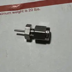 NEW SWAGELOK STAINLESS STEEL REDUCER, 1/8