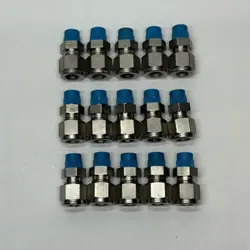LOT OF 15 SWAGELOK SS-600-1-2 MALE CONNECTOR, 3/8 IN. TUBE OD X 1/4 IN. MALE NPT
