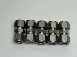 LOT OF 5 SWAGELOK SS-810-6 UNION 1/2 IN. TUBE X 1/2 IN. TUBE