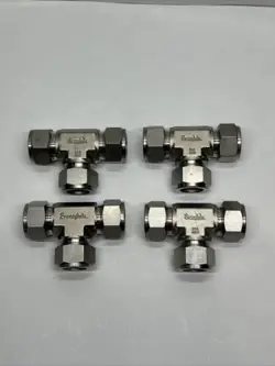 LOT OF 4 SWAGELOK SS-1210-3 SS TUBE FITTING, UNION TEE, 3/4 IN. TUBE OD