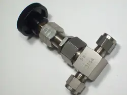 1- WHITEY SWAGELOK STAINLESS STEEL VALVE, 1/4