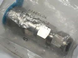 1 - SWAGELOK STAINLESS STEEL QUICK CONNECT BODY, 3/8