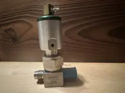 SWAGELOK SS-BNVCR4 1/4