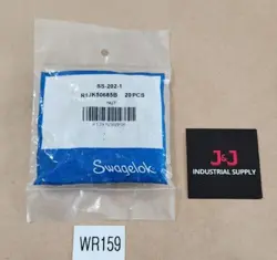 *BRAND NEW* BAG OF 20 SWAGELOK SS-202-1 NUT 1/8