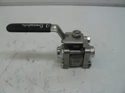 SWAGELOK SS-63TSW8T STAINLESS STEEL 3-PIECE 60 SERIES BALL VALVE REINFORCED PTFE