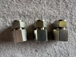 QTY 3: SWAGELOK SS-1210-7-12, 3/4