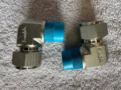 QTY 2: SWAGELOK SS-1210-2-8, 3/4