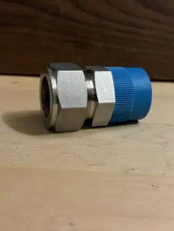 SWAGELOK SS-1610-1-16 ADAPTER 1