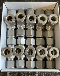 SWAGELOK SS-810-3 UNION
