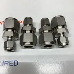 NEW SWAGELOK SS-810-6-4 1/2” X 1/4” STAINLESS STEEL UNION