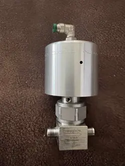 SWAGELOK SS-HBS4-C SS HIGH PRESSURE BELLOWS SEALED VALVE FNSP