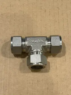 SWAGELOK 3/4” 316SS TUBE UNION TEE