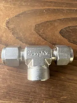 SWAGELOK STAINLESS BRANCH TEE FITTING, 3/8