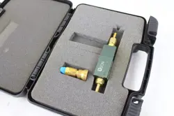 USON CALIBRATED LEAK MASTER VACUUM DETECTOR RATE 35 SCCM 5 PSIG 20801 22D CASE