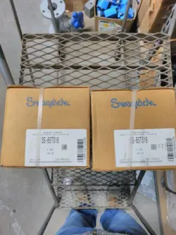SWAGELOK SS-65TS16