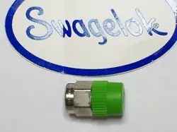1 - CAJON SWAGELOK STAINLESS STEEL PIPE PLUG, 1/8