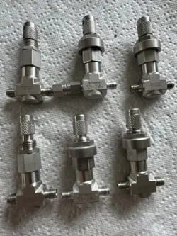 VALVES 1/8