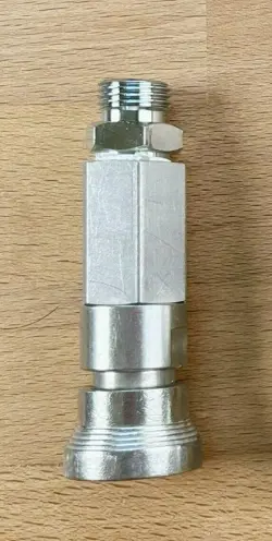 SWAGELOK QC6 FEMALE SCUBA CONNECTOR