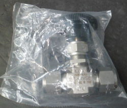 SWAGELOK SS-1VS8 ½” NEEDLE VALVE