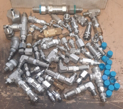 SWAGELOK  LARGE LOT OF VARIOUS FITTINGS (MANY DIFFERENT TYPES & BRANDS)  J279B