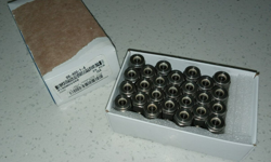 BOX OF 25  SWAGELOK SS-400-1-4 -- 1/4” TUBE X 1/4” MNPT SS-316 CONNECTOR. NEW!