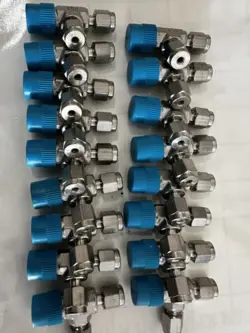 SWAGELOK SS-200-3-4TMT