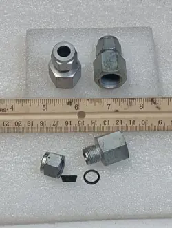 SWAGELOK S-600-7-6 CARBON STEEL 3/8