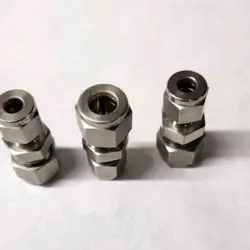 NEW SWAGELOK SS-600-6-4  STAINLESS REDUCING UNIONS LOT OF 3