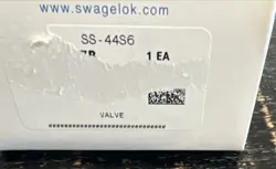 SWAGELOK SS-44S6 STAINLESS 1-PIECE BALL VALVE 3/8