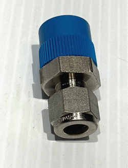 SS-600-1-8 FITTING