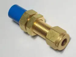 1- SWAGELOK BRASS BULKHEAD CONNECTOR, 1/4